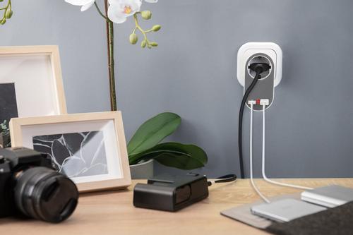 DIGITUS Universal USB plug-in charger with, 2x USB-A, sockets and integrated socket (DA-70617)