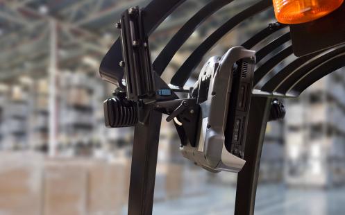 GAMBER-JOHNSON TALL OVERHEAD BAR MOUNT 14IN . CPNT (7160-1156-01)