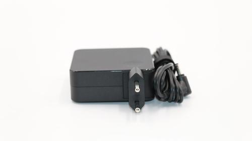 LENOVO 20V 3.2A AC Adapter Adlx65Ccge2 (01FR159)