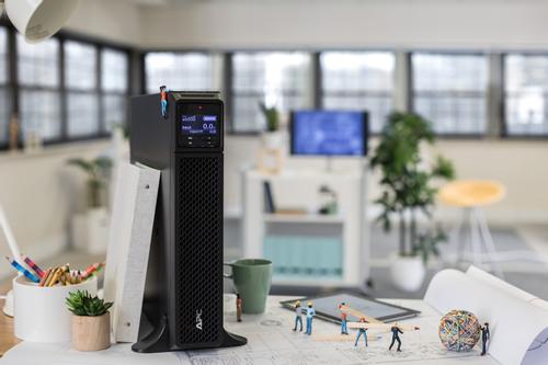 APC Smart-UPS SRT 3000VA 208/230V IEC (SRT3000XLW-IEC)