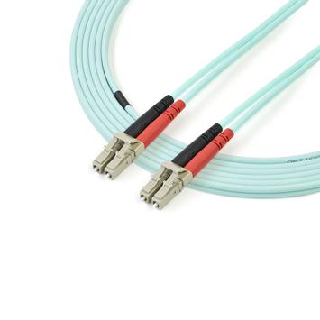 StarTech Aqua OM4 Duplex Multimode Fiber - 3m/ 9 ft - 100 Gb - 50/125 - OM4 Fiber - LC to LC Fiber Patch Cable (450FBLCLC3) - nettverkskabel - 3 m - akvamarin (450FBLCLC3)