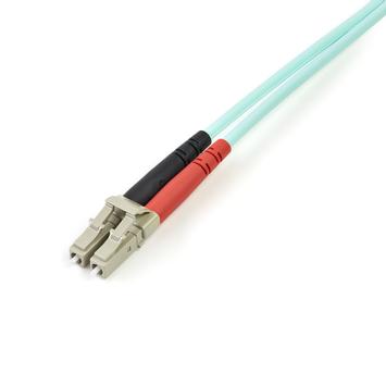 StarTech Aqua OM4 Duplex Multimode Fiber - 3m/ 9 ft - 100 Gb - 50/125 - OM4 Fiber - LC to LC Fiber Patch Cable (450FBLCLC3) - nettverkskabel - 3 m - akvamarin (450FBLCLC3)