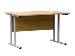 IIGLO Skrivebord med innsynskjerming og kabelhull. 120x80cm. Eikelaminert bordplate, lysegrå metallben.