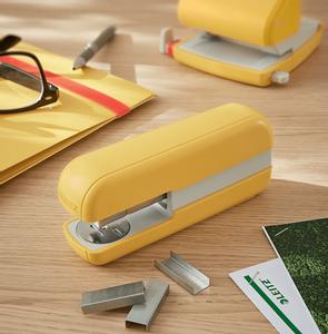 LEITZ Cosy hæftemaskine,  30 ark, inkl. Hæfteklammer,  varm gul (55670019)