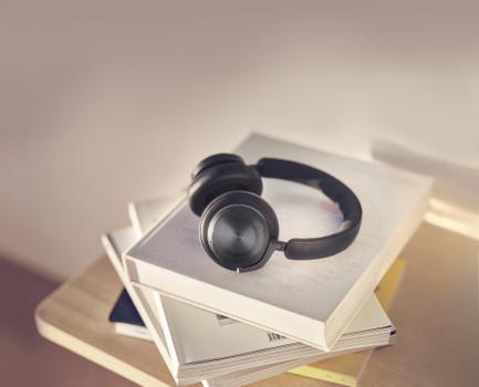 Bang & Olufsen B&O Beoplay HX Stereo Svart (1224000)