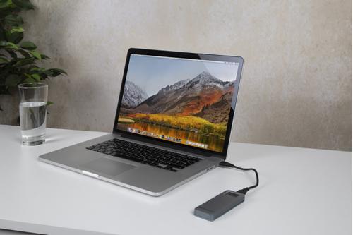 VERBATIM EXECUTIVE FINGERPRINTSECURE SSD USB 3.2 GEN 1 / USB-C 1TB GREY EXT (53657)