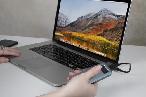 VERBATIM EXECUTIVE FINGERPRINTSECURE SSD USB 3.2 GEN 1 / USB-C 1TB GREY EXT (53657)