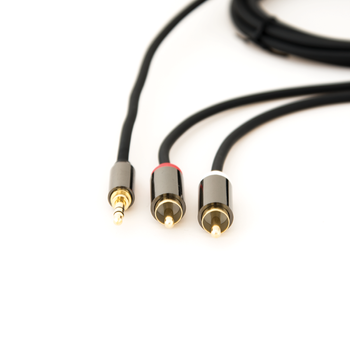 STOLTZEN Lydkabel 3,5mm - 2xRCA flex 3 m Myk, feksibel kabel, 2 x 3mm, gold conn. (PROMJRCA03)
