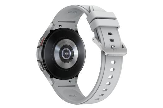 Samsung Galaxy Watch4 Classic - sølvfarget - smartklokke med åskamsportsbånd - sølv - 16GB - tysk versjon (SM-R895FZSADBT)