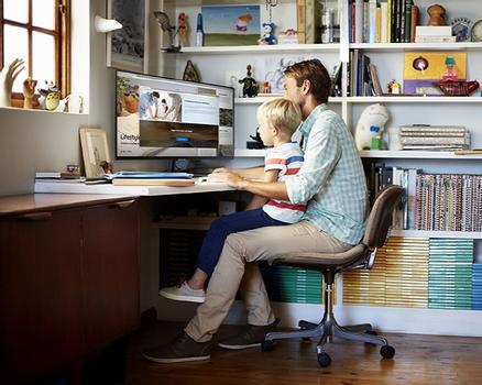 SAMSUNG Ls32Am504Nr 81.3 Cm (32")  (LS32AM504NRXEN)