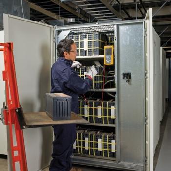 APC Battery Replacement Service - Batteribyte - tillverkning - på platsen (WBATTREPLCMNT_1)