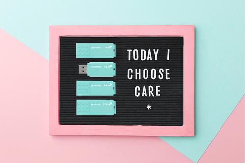 GOODRAM Ume3 Usb Flash Drive 64 Gb (UME3-0640CRR11)