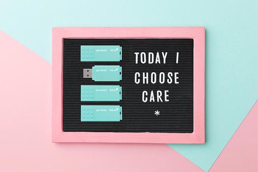 GOODRAM Ume3 Usb Flash Drive 128 Gb  (UME3-1280CRR11)