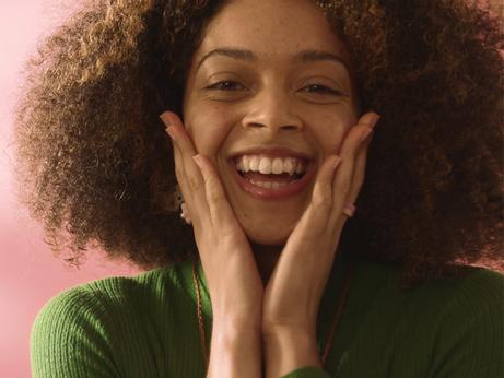 Logitech Lift Vertical Ergonomic Mouse - vertikal mus - Bluetooth,  2.4 GHz - elfenbenshvit (910-006475)