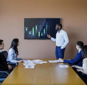 EDBAK Veggfeste EWB200  37-65" med vater 800x400 | 40 Kg | Slim (EWB200c-B)