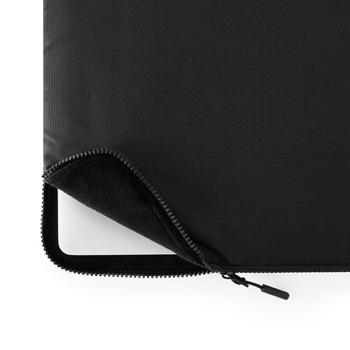 PIPETTO Protective MacBook Case 16" with Memory Foam and Extra Storage - Black (P058-109-15)