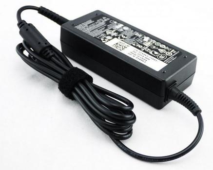 DELL AC Adapter, 65W, 19.5V, 3 (450-AAZZ)