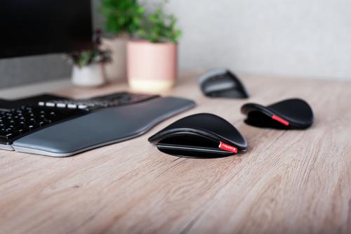 CHERRY SLIDEPAD ERGO Slide armrest black (JA-0650-2)