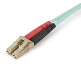 StarTech Aqua OM4 Duplex Multimode Fiber - 1m / 3 ft - 100 Gb - 50/125 - OM4 Fiber - LC to LC Fiber Patch Cable (450FBLCLC1) - nettverkskabel - 1 m - akvamarin (450FBLCLC1)