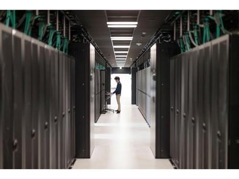 Hewlett Packard Enterprise HPE Aruba Outdoor SFP Weathertight Strain Relief Kit - Cable strain relief - for HPE Aruba AP-374, AP-375, AP-377, AP-587 (Q8N54A)