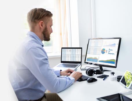 D-LINK 6-in-1 USB-C Hub with HDMI/ Gigbait Ethernet/ Power Delivery (DUB-2335)