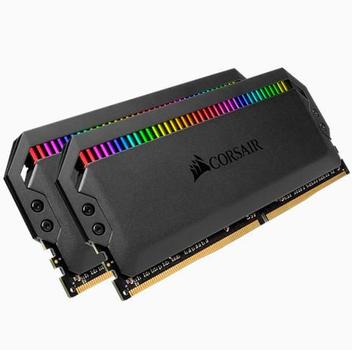 CORSAIR 16GB (2 x 8 GB) DDR4 4000MHz CL18 Dominator Platinum RGB Svart (CMT16GX4M2Z4000C18)