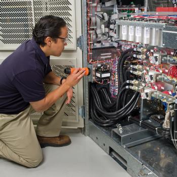 APC 1 PRE-CONTRACT AUDIT FOR 1 UPS UP TO 40 KVA SVCS (WPCAVUPS-UG-01)