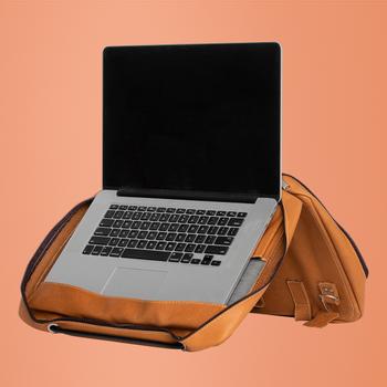 R-GO Tools 15.6"" Viva Laptopbag with Integrated Laptop Stand Brown (RGOAVLAPBR)