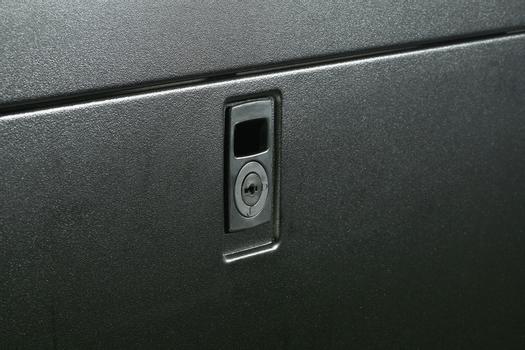 APC NetShelter SX Enclosure with Sides - rack - 42U (AR3100)