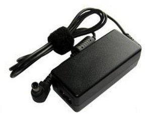 FUJITSU 3pin AC Adapter 19V/150W (S26391-F1166-L220)