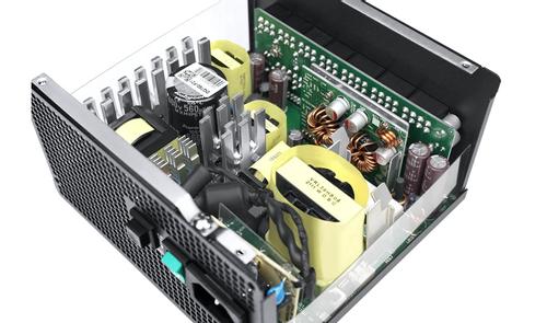 DEEPCOOL Pq750M Power Supply Unit 750 (R-PQ750M-FA0B-EU)