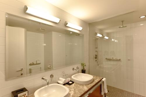 OSRAM LED-tube T8 600mm 720lm 6,6W/830 (18W) G13 EM+230V (4099854038266)