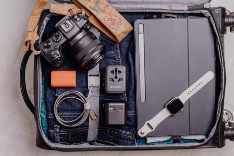 Verbatim UTA-02 Univ. Travel Adapter 1 xUSB-C PD 20W/1 xUSB-A QC 3.0 ACCS (49544)