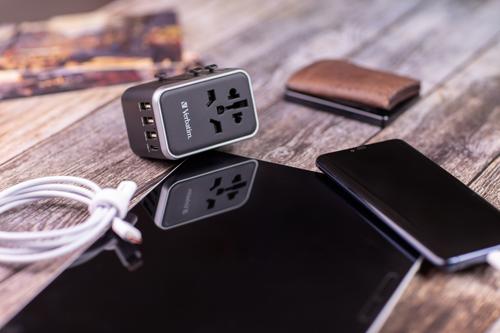 VERBATIM Universal Travel Adapter (49546)