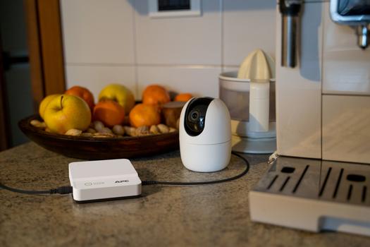 APC BACK-UPS CONNECT 12V DC UPS W/ LI-ION BATTERY 27.75 WH 4.1A MAX ACCS (CP12036LI)