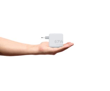 XTORM 67W GaN-Ultra Travel Charger/ USB-C PD Cable White (XVC2067)