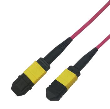 DELTACO MPO12-MPO12 fiber cable, type B, UPC, OM4, 5m (MPO12B-45)