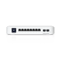 UBIQUITI Professional 8 PoE 120W Switch