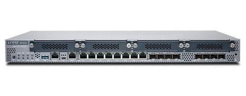 JUNIPER SRX340 Services Gateway incl hardware (16GE-4x MPIM slots-4G RAM-8G Flash-power supply-cable and RMK) and Junos Software Base (SRX340-SYS-JB)