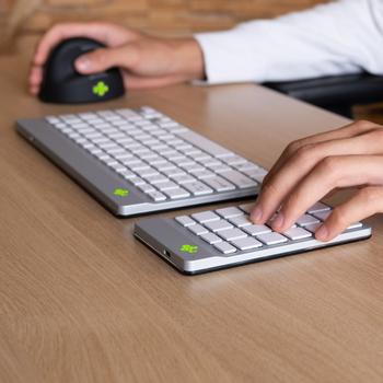 R-GO Tools Numpad Break (Numeric Keypad), Wireless - White (RGOCONMWLWH)