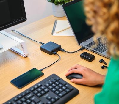 TRUST MAXO 100W 4-PORT DESKTOP CHARGER ECO (25242)