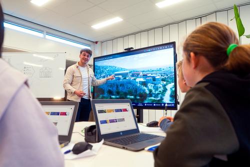 LEGAMASTER EXPLORE 2 touch monitor EXP-8610, 86" (7-806110-86-EU)