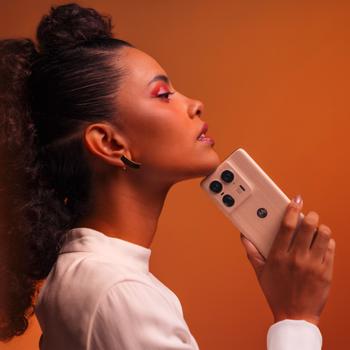 MOTOROLA Edge 50 Ultra 1000GB Dobbelt-SIM Nordic Wood (PB0Y0018SE)