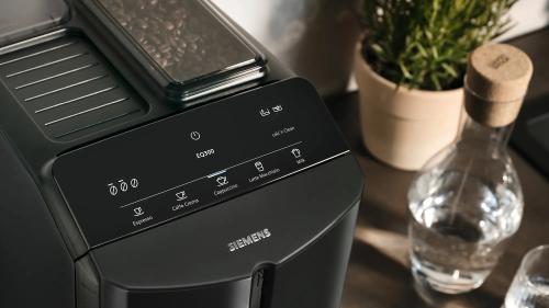 SIEMENS EQ300 Automatisk kaffemaskin TF301E09 coffeDirect,  milkPerfect,  oneTouch-funktion,  enkelt underhåll,  optimal tillagning (TF301E09)