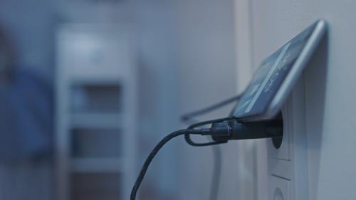 UNISYNK USB Laddare G2 with USB Type-C Cable (10157)