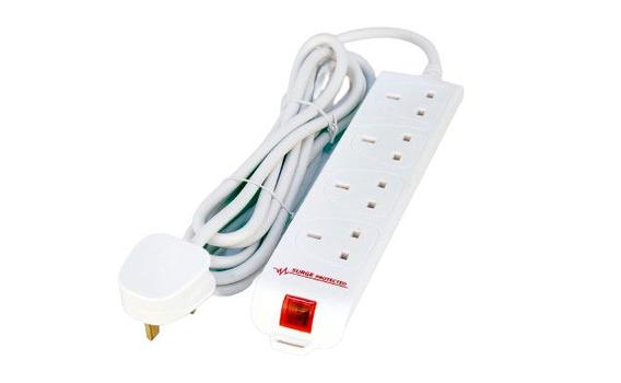 MICROCONNECT 4-way UK Surge Protected (MC-UKSURGESTRIP4-5M)
