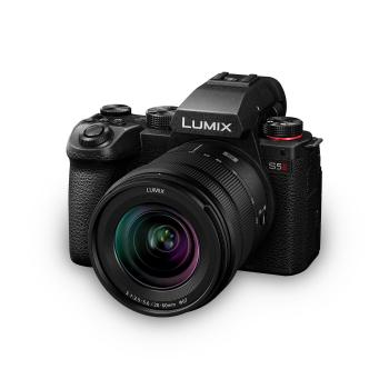 PANASONIC Lumix S5M2 + Lumix S 20-60mm F3.5-5.6 + S 50mm F1.8 (DC-S5M2KE)