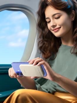 UGREEN Magnetic wireless Powerbank - Beige - 5000 mAh (25207)