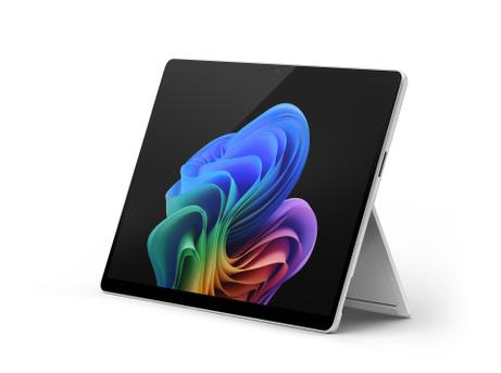 Microsoft Surface Pro 11, Snapdragon® X Plus (10 Core), 13" LCD, Wi-Fi, 16GB RAM, 256GB SSD, 11 Pro, Platinum (ZIK-00004)