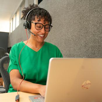 POLY Blackwire 8225 - Blackwire 8200 series - Headset - On-Ear - kabelgebunden - aktive Rauschunterdrückung - USB-C - Schwarz - Zertifiziert für Microsoft Teams, UC-zertifiziert (8X225AA)